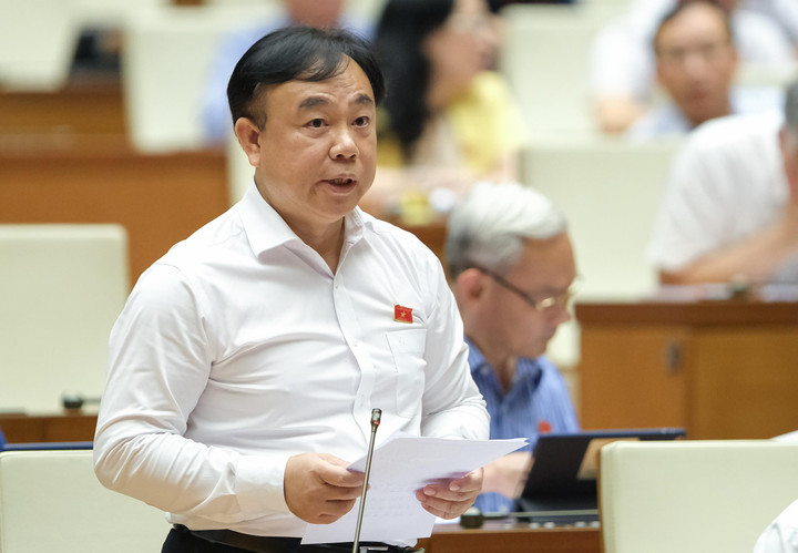 Đừng để bác sĩ vào phòng mổ mà phân tâm gói thầu A, hợp đồng B - 1