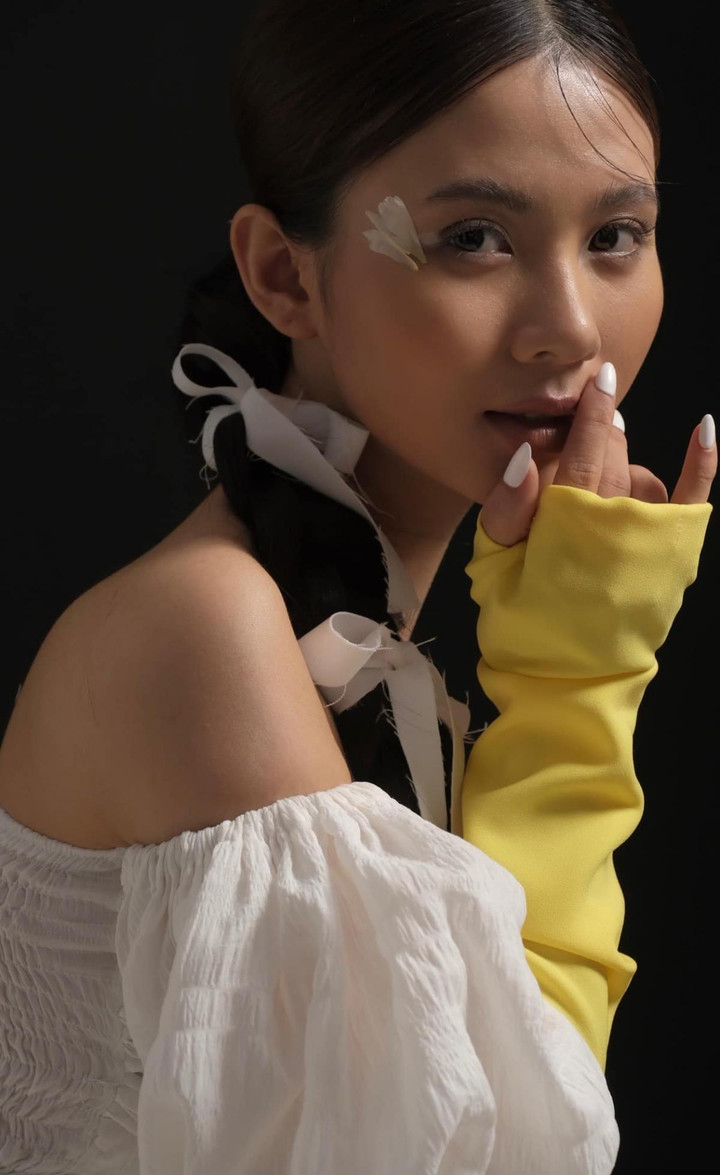 Ảnh: Nhan sắc 'con gái Việt Anh' trong 'Chồng cũ, vợ cũ, người yêu cũ' - 9