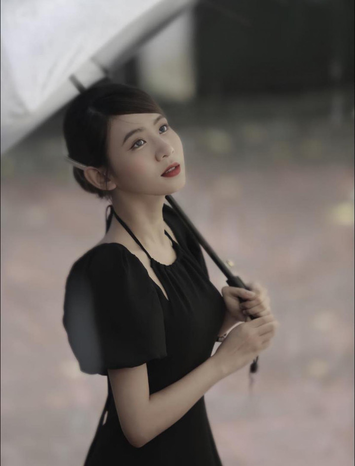 Ảnh: Nhan sắc 'con gái Việt Anh' trong 'Chồng cũ, vợ cũ, người yêu cũ' - 7