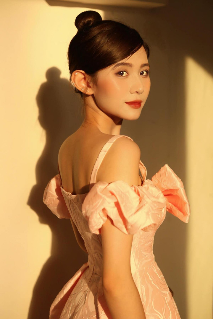 Ảnh: Nhan sắc 'con gái Việt Anh' trong 'Chồng cũ, vợ cũ, người yêu cũ' - 6