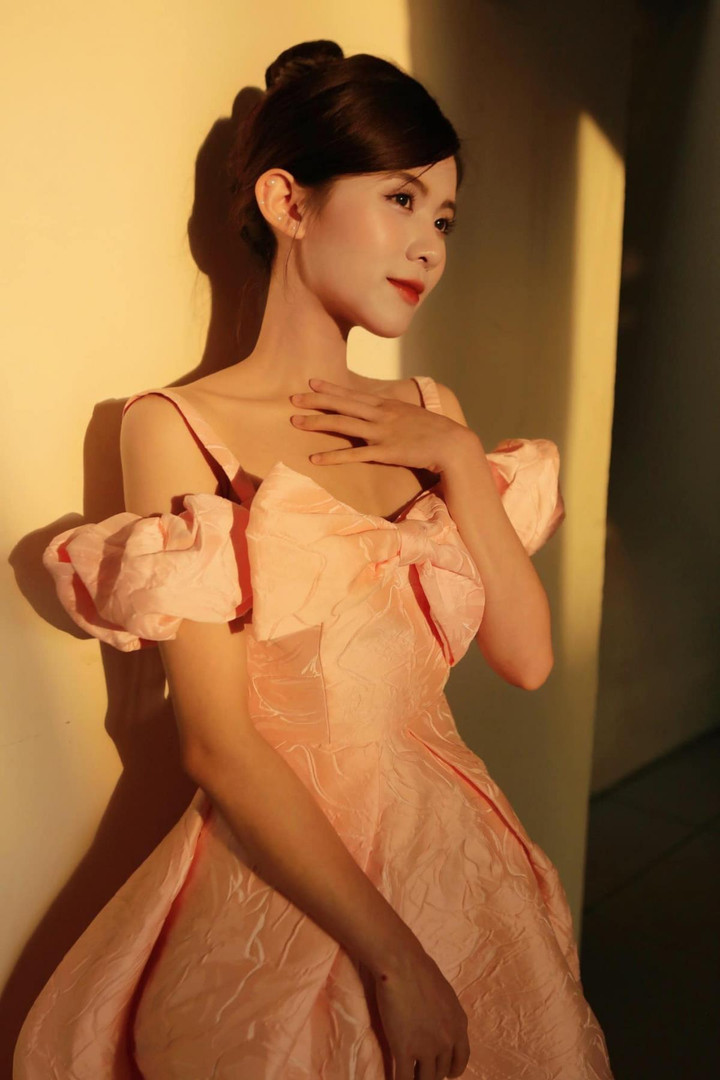 Ảnh: Nhan sắc 'con gái Việt Anh' trong 'Chồng cũ, vợ cũ, người yêu cũ' - 4