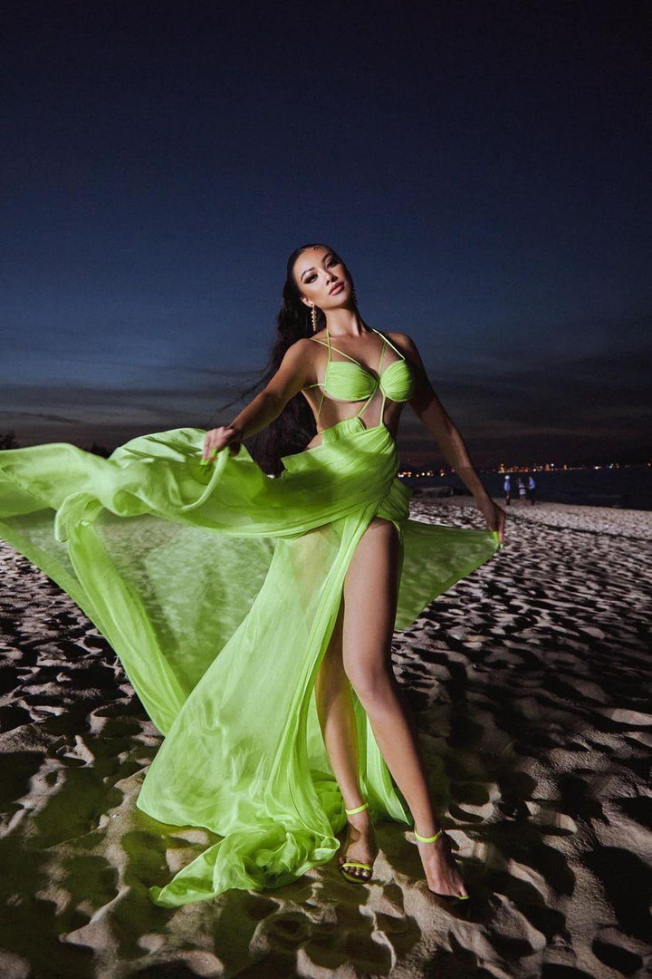 Sao Việt 16/6: Lệ Quyên cùng tình trẻ diện đồ hiệu, tình tứ trên đường phố Pháp - 9