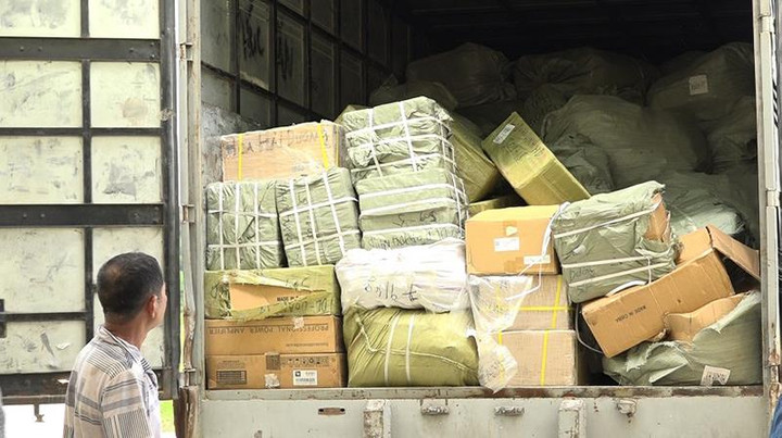 Hải Dương: Bắt giữ vụ vận chuyển linh kiện súng săn trị giá gần 2 tỷ đồng - 2