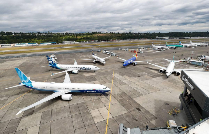 Thụy Sĩ đóng cửa toàn bộ không phận vì sự cố máy tính - 1