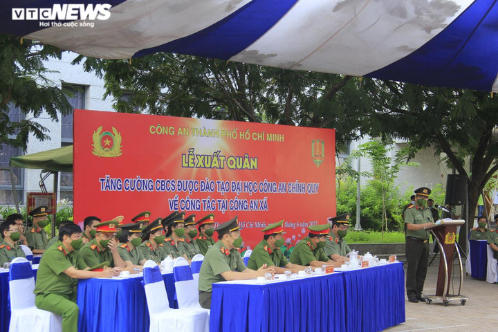 TP.HCM: 100 chiến sĩ công an đào tạo chính quy về 58 xã nhận nhiệm vụ - 1
