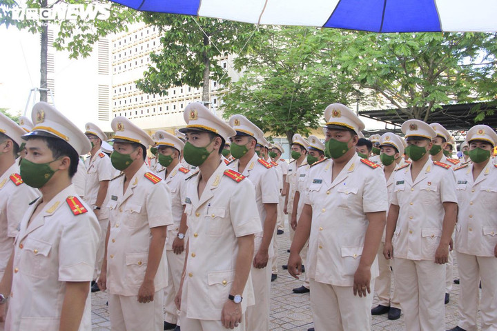 TP.HCM: 100 chiến sĩ công an đào tạo chính quy về 58 xã nhận nhiệm vụ - 3