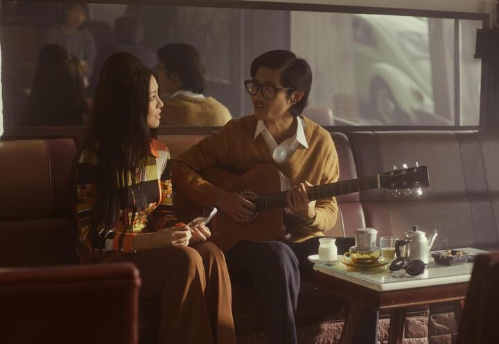 Những 'hạt sạn' gây khó chịu của 'Em và Trịnh' - 3