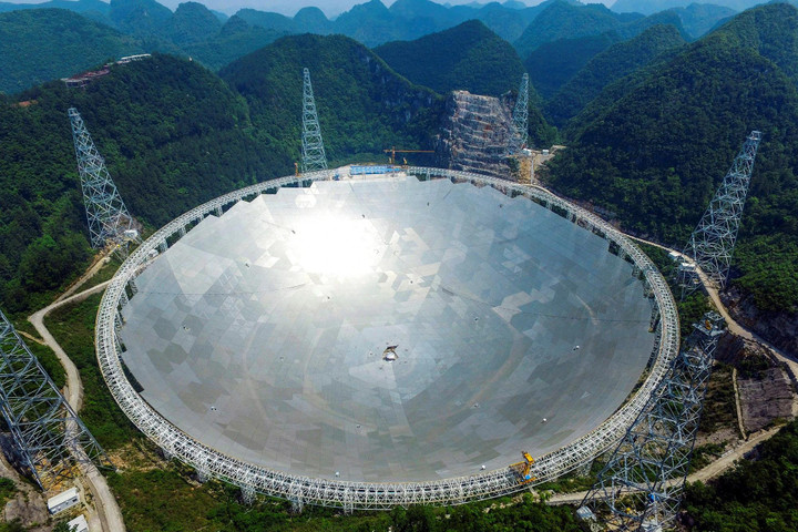 Các nhà khoa học phát hiện tín hiệu có thể tới từ văn minh ngoài Trái Đất - 1