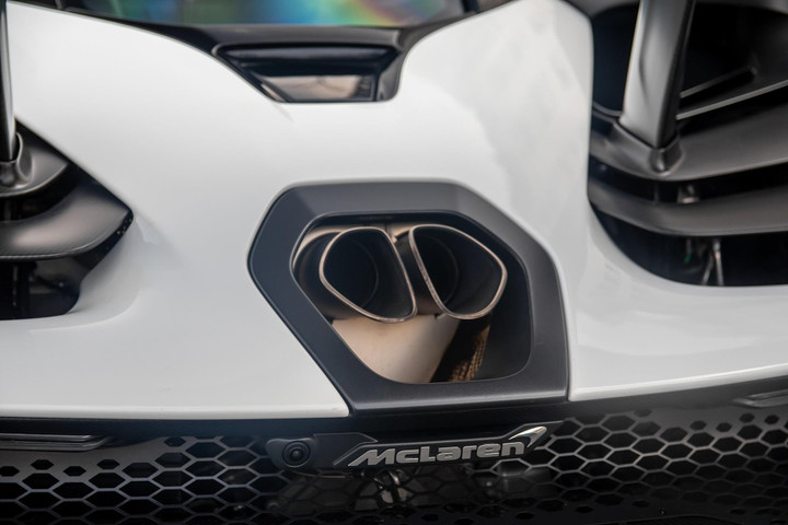 Ảnh: Chiếc McLaren Senna thứ hai tại Việt Nam lần đầu lăn bánh trên phố - 9