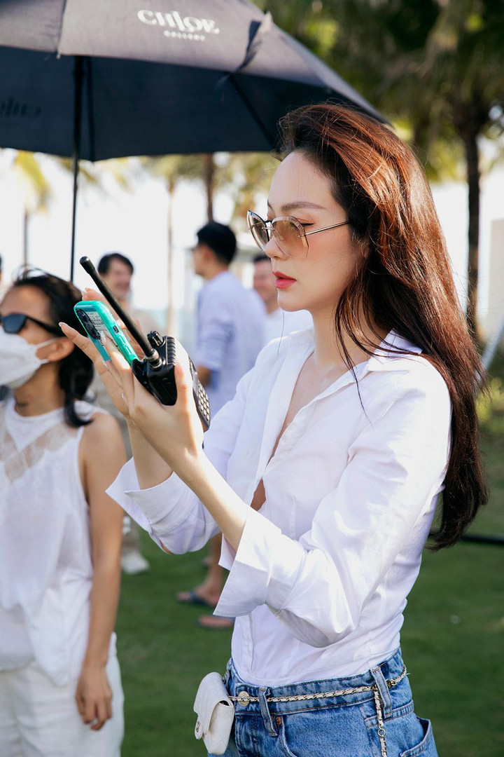 Minh Hằng tất bật khi tự làm đạo diễn cho đám cưới của mình - 2