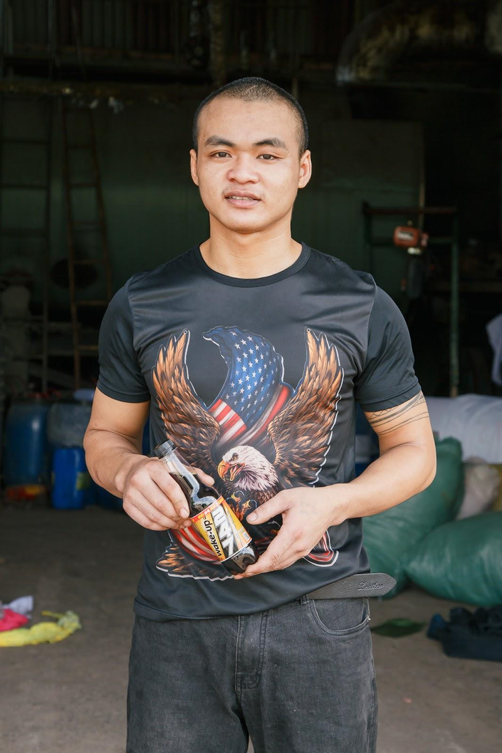 Món quà bất ngờ từ Wake-up 247 mang đến niềm vui cho chàng trai Sài Gòn - 3