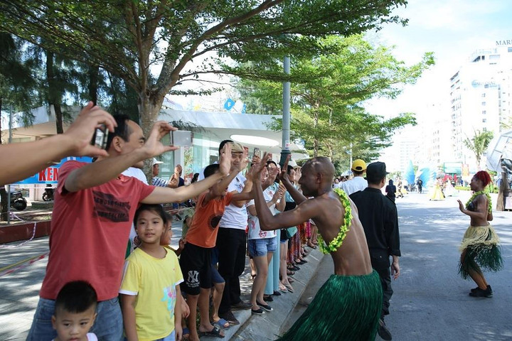 Sun Group mang 'đại tiệc sắc màu' Carnival trở lại Sầm Sơn - 4