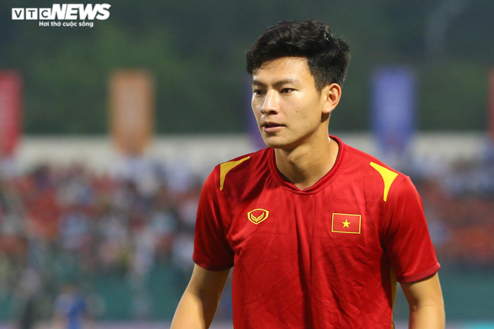 Gây ấn tượng ở U23 Việt Nam, Phan Tuấn Tài có cơ hội đá V-League - 1