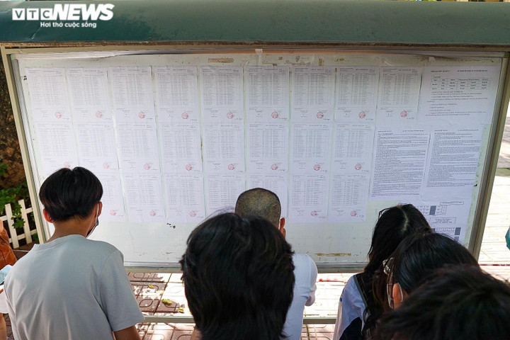 Tỷ lệ chọi cao nhất 5 năm qua, thí sinh căng thẳng trước giờ thi lớp 10 - 6