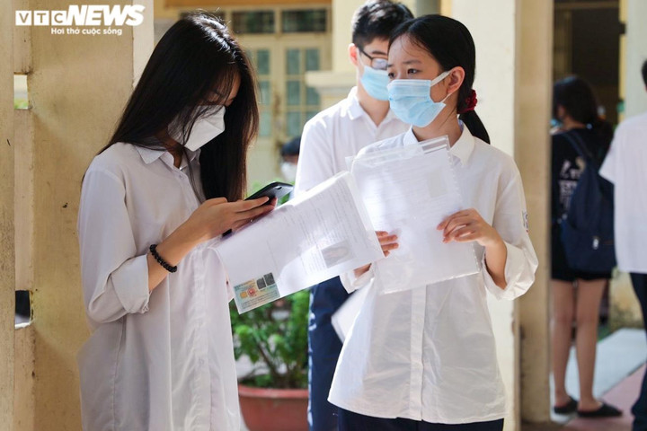 Tỷ lệ chọi cao nhất 5 năm qua, thí sinh căng thẳng trước giờ thi lớp 10 - 8