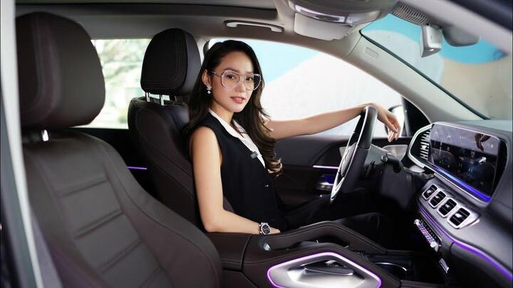 Minh Hằng giàu có cỡ nào ở tuổi 35? - 9