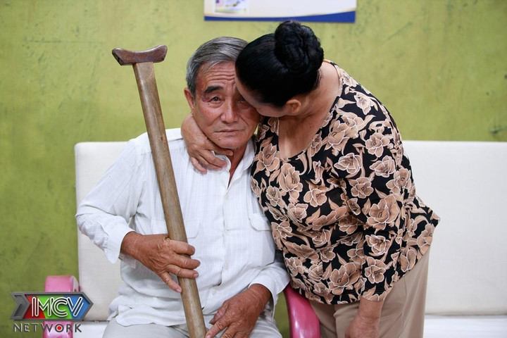 MC Quyền Linh ngỏ lời hỗ trợ, chu cấp cho cặp vợ chồng hơn 20 năm sống trên ghe - 2