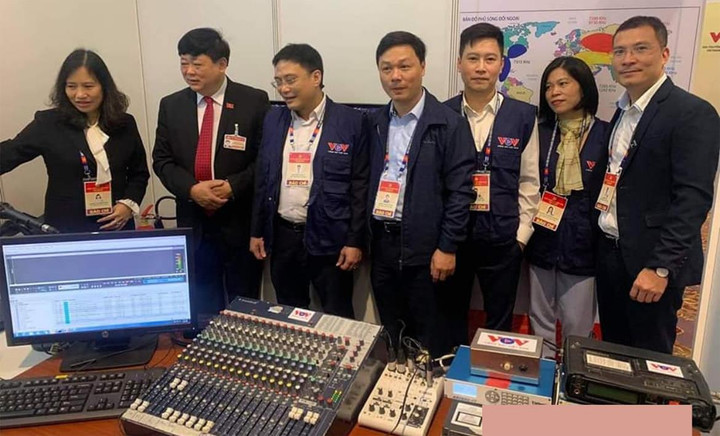 Nhà báo, nhà văn Nguyễn Thế Kỷ chia sẻ về ngày của nghề - 6