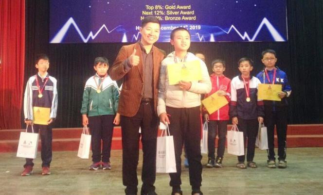 Thủ khoa đạt điểm chuyên Toán tuyệt đối của trường Phan Bội Châu - 2