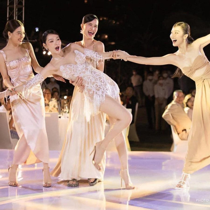 Những khoảnh khắc vui hết cỡ của sao Việt trong đám cưới Minh Hằng - 5