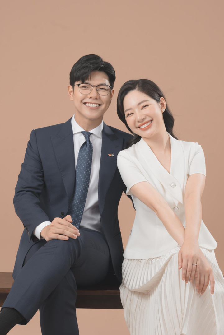 MC Mạnh Cường 'Chuyển động 24h': Vợ vừa là stylist, vừa là cố vấn của tôi - 5