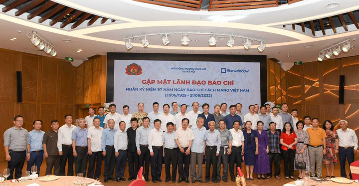 Gặp mặt lãnh đạo cơ quan báo chí là người xứ Nghệ sinh sống, làm việc tại Hà Nội - 13