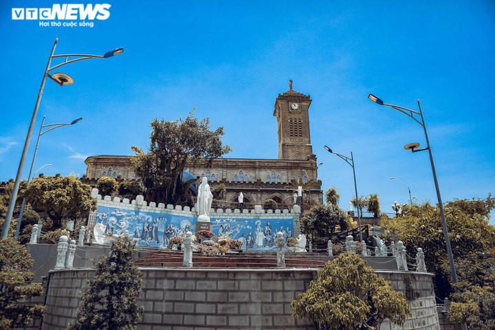 Ảnh: Chiêm ngưỡng tuyệt tác Nhà thờ Núi ở TP Nha Trang - 1