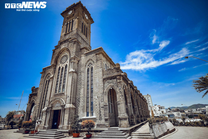 Ảnh: Chiêm ngưỡng tuyệt tác Nhà thờ Núi ở TP Nha Trang - 3