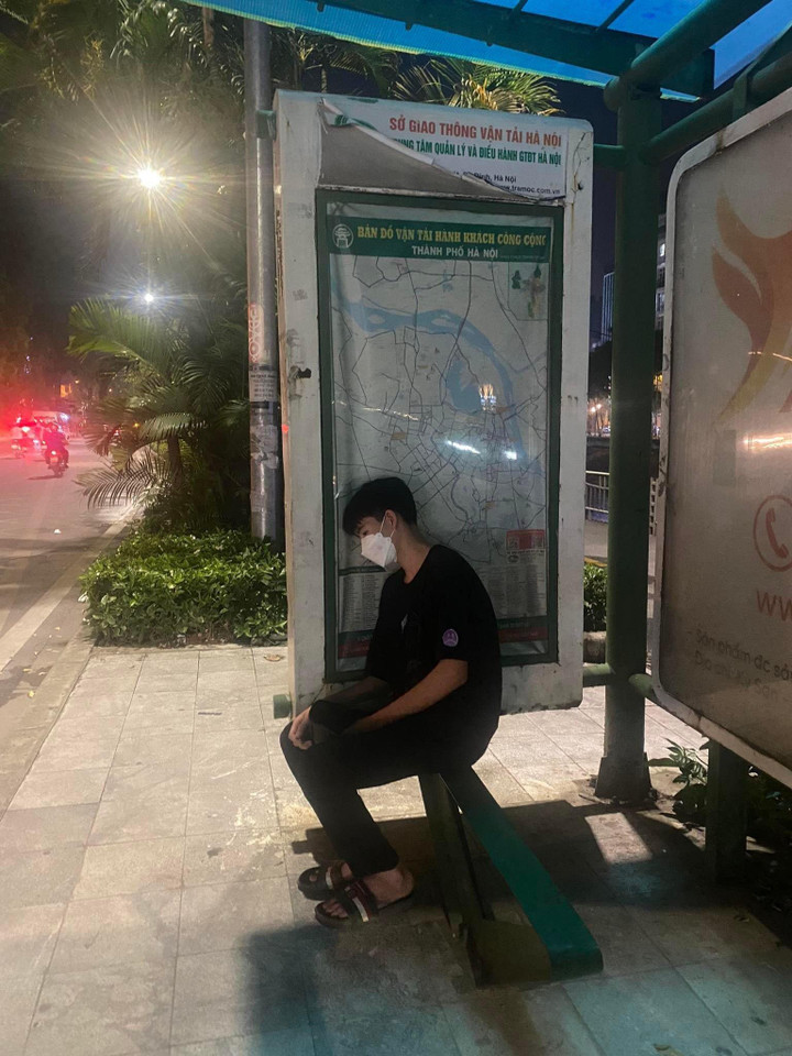 Sự thật vụ nam sinh để quên laptop ở bến xe, đăng đàn cầu cứu vấp phải nghi hoặc - 1