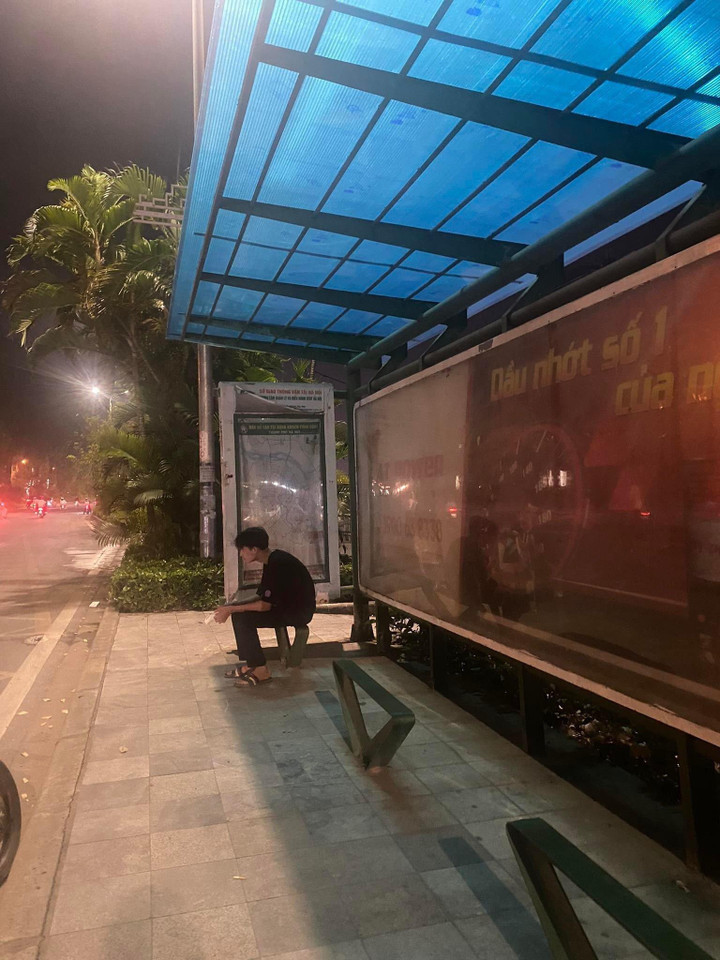 Sự thật vụ nam sinh để quên laptop ở bến xe, đăng đàn cầu cứu vấp phải nghi hoặc - 2