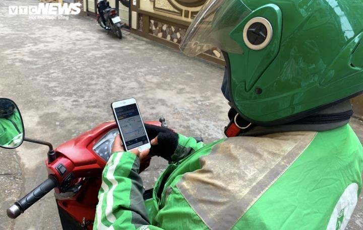 Không chống đỡ nổi cơn bão giá, vợ chồng con cái bỏ phố về quê - 2