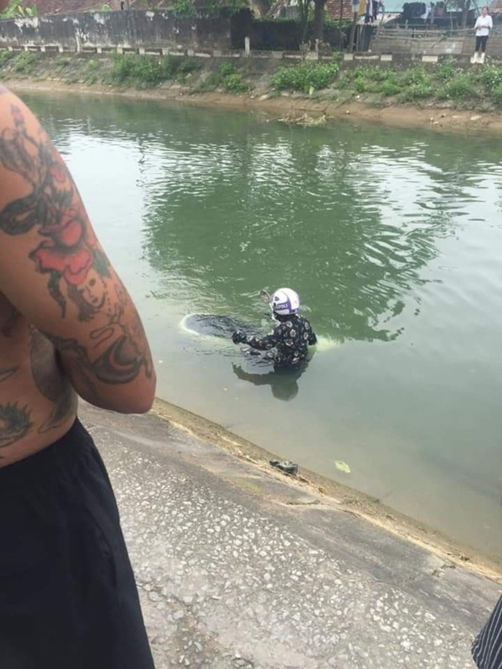 Những pha xử lý của hội 'ninja lead' khiến người đi đường sợ 'tái mặt' - 5