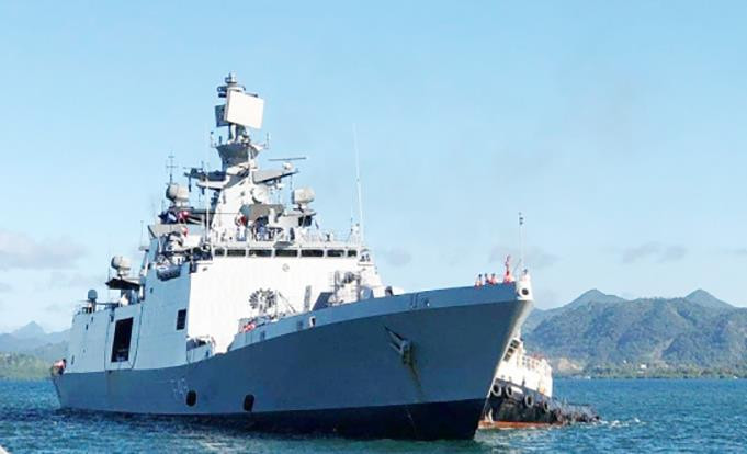 Hai tàu hải quân Ấn Độ sắp đến Việt Nam - 1
