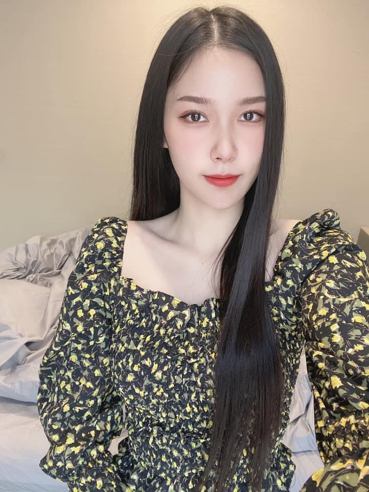 ‘Hoa hậu nhặt rác’ quỳ lạy mẹ sau đăng quang 7 năm trước và màn lột xác bất ngờ - 6