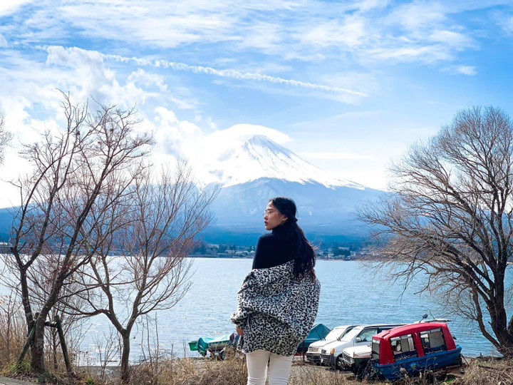 ‘Hoa hậu nhặt rác’ quỳ lạy mẹ sau đăng quang 7 năm trước và màn lột xác bất ngờ - 10