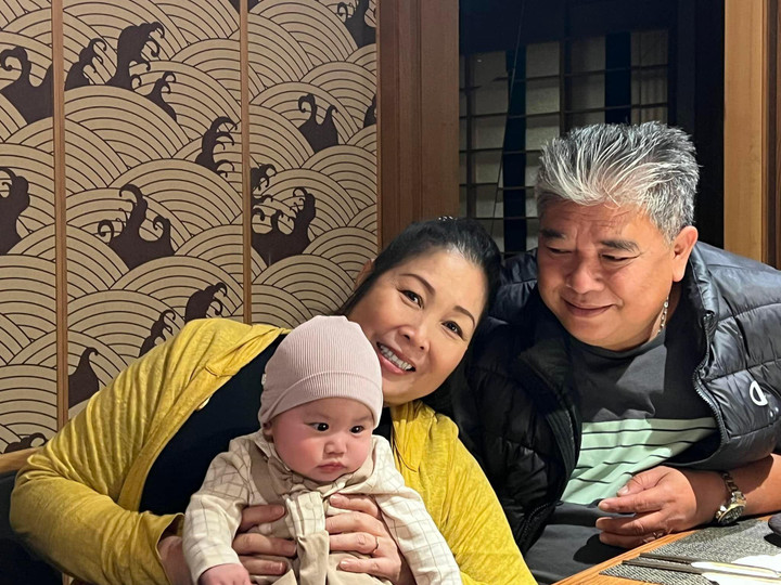 Sao Việt 25/6: Việt Hương tình tứ bên ông xã trong chuyến du lịch biển - 5