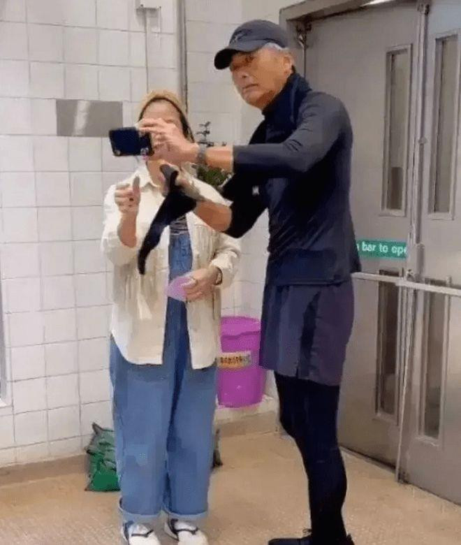 Khán giả sốc với ngoại hình gầy gò, già nua của Châu Nhuận Phát - 4