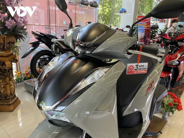 Không đủ nguồn cung, giá nhiều mẫu xe tay ga tiếp tục 'nhảy múa' - 5