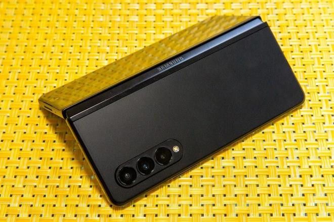 Loạt smartphone màn hình gập có thể ra mắt nửa cuối 2022 - 1