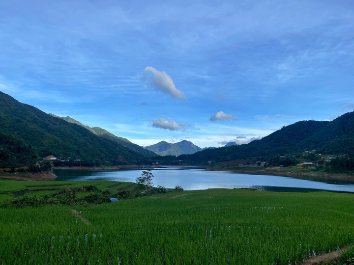 'Hồ nước trên mây' cao nhất Đông Dương, đẹp như thiên đường nằm sát Sapa - 6