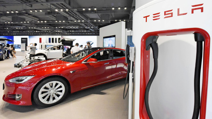 Điều gì đang xảy ra với Tesla? - 2