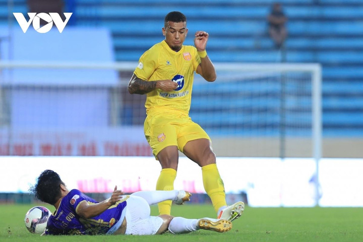 Trực tiếp bóng đá Nam Định 1-1 Hà Nội FC: Chủ nhà vùng lên - 2