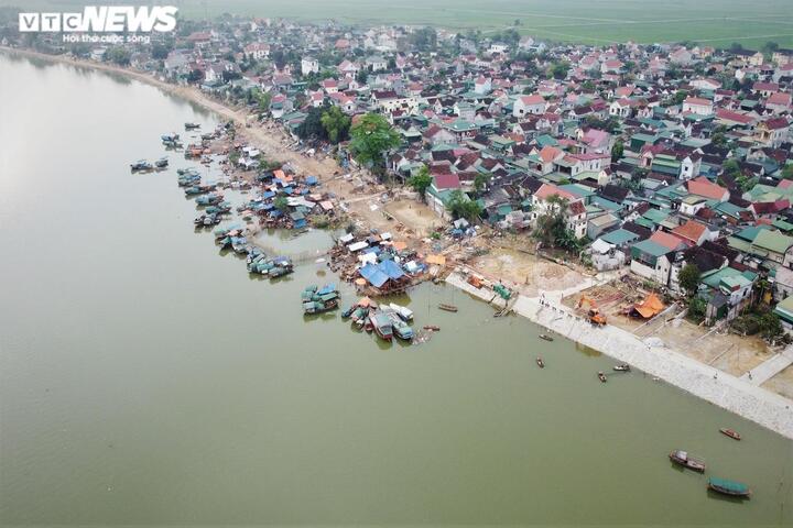 Ảnh: Nghề nấu hến ‘hốt bạc’, mặc trời nắng như đổ lửa - 1