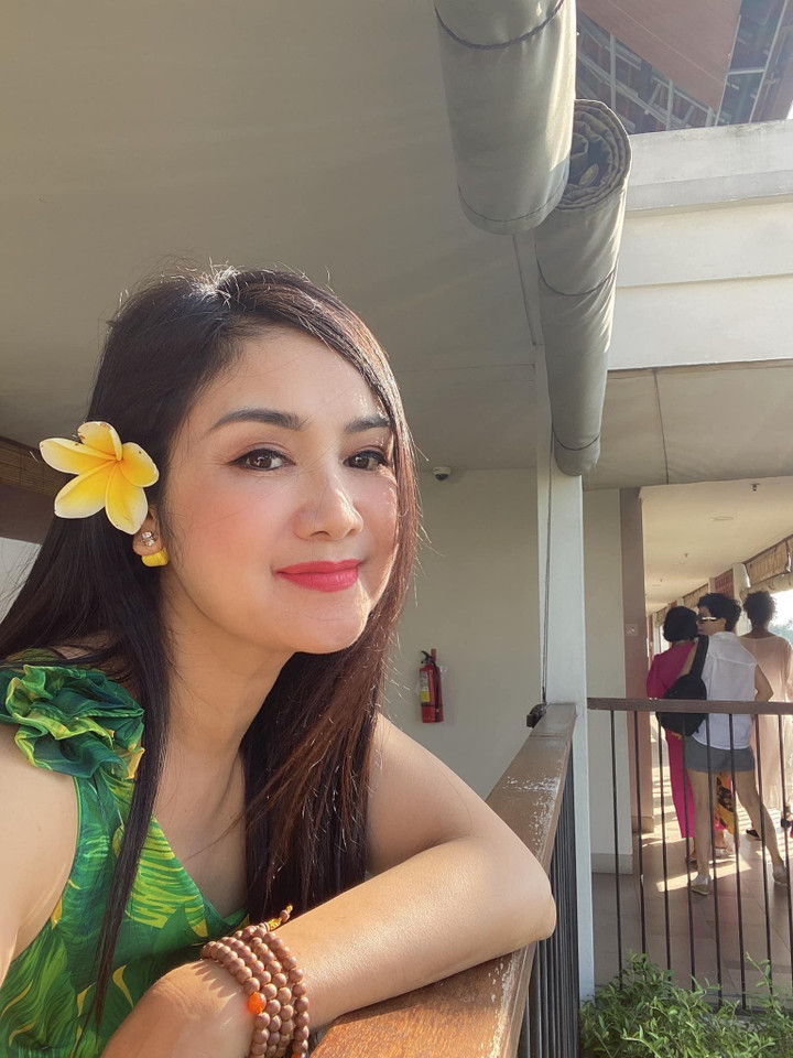 Sao Việt 27/6: Mạnh Trường khoe con gái giống hệt bố, NS Thu Hà trẻ đẹp tuổi 53 - 2