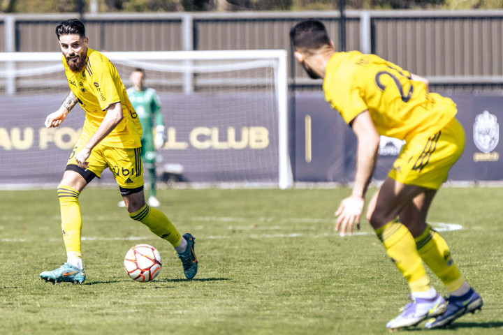 Cận cảnh sân đấu Quang Hải sắp tung hoành ở Pháp - 4