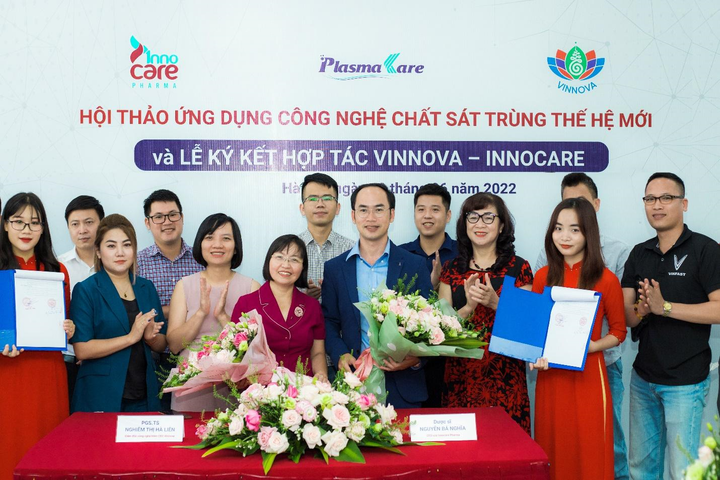 Ký kết chuyển giao nguyên liệu chất sát trùng thế hệ mới Vinnova và Innocare - 1