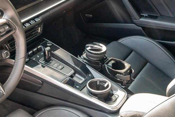 Cận cảnh Porsche 911 Turbo S thế hệ mới với màu sơn độc tại TP.HCM - 11