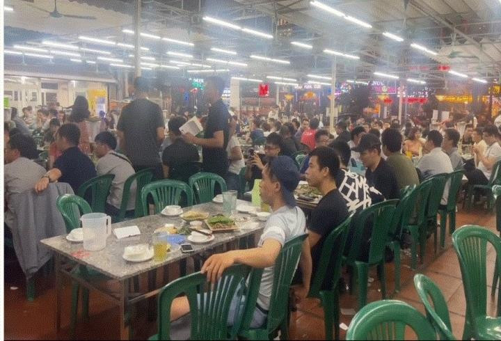 Kiếm bộn tiền nhờ nắng nóng đỉnh điểm ở Hà Nội - 4