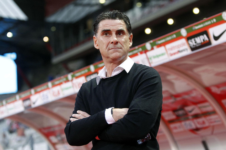 Thầy mới của Quang Hải: Đồng đội cũ của Zidane, sự nghiệp 'không phải dạng vừa' - 1