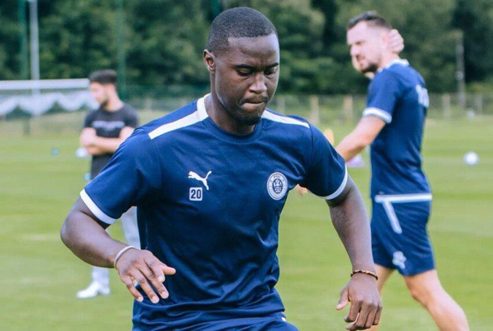 'Soi giò' Henri Saivet – đối thủ cạnh tranh với Quang Hải ở Pau FC - 4